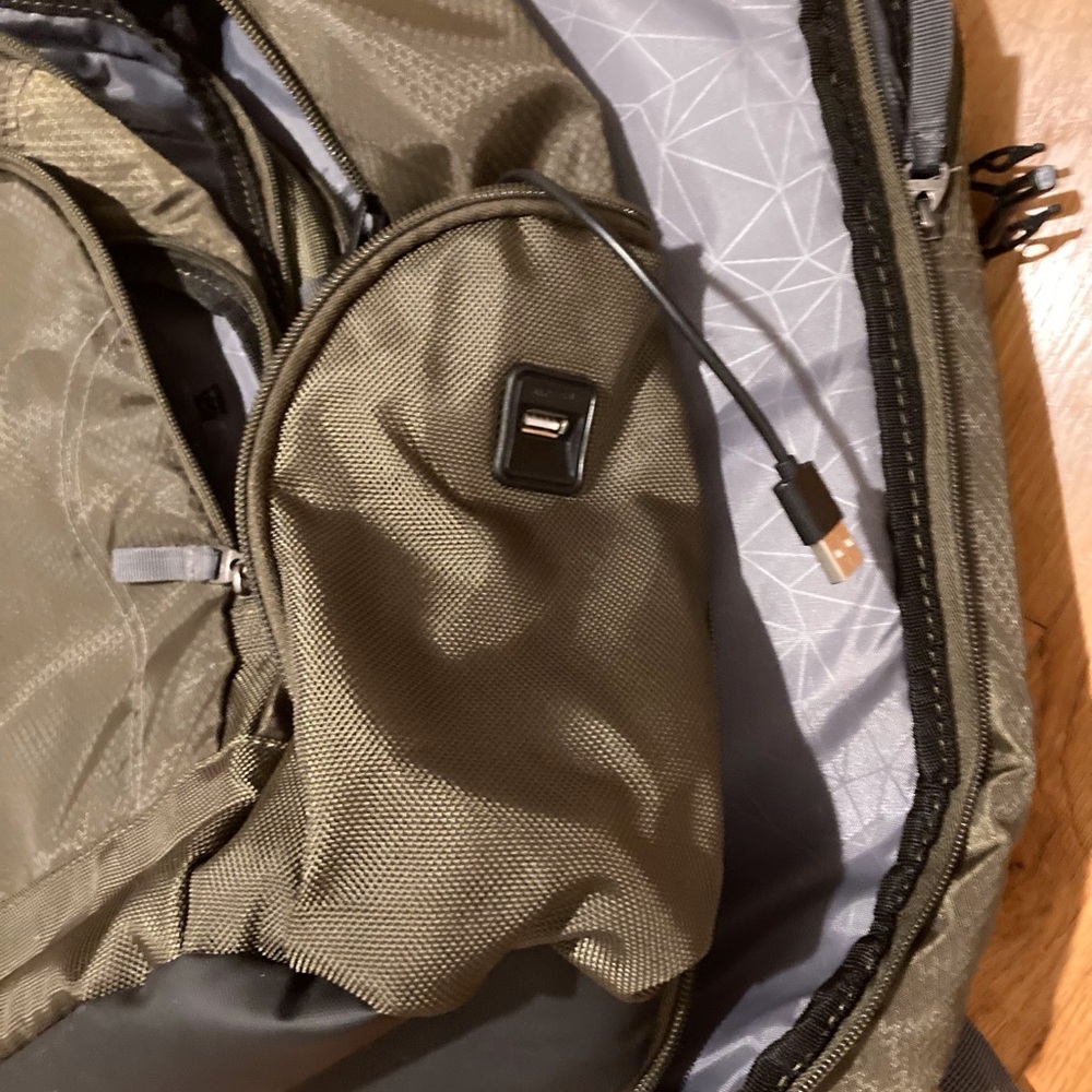 Travelers Choice Backpack.  EUC - Picture 6 of 16